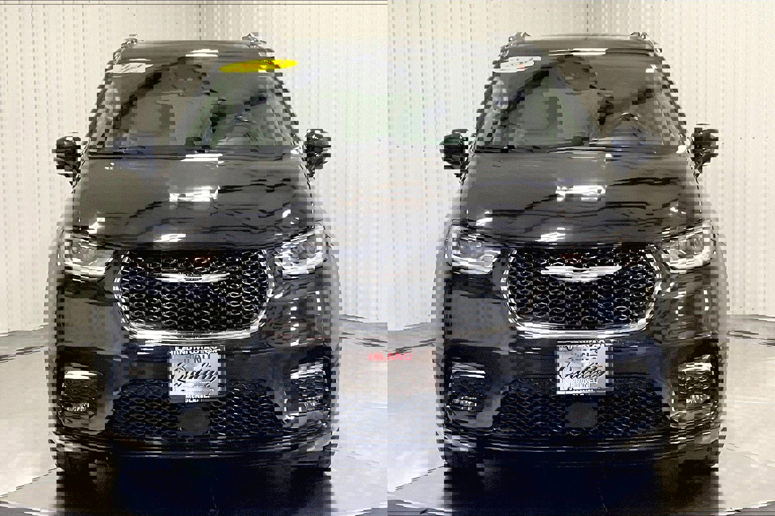 2021 Chrysler Pacifica Touring L photo 2