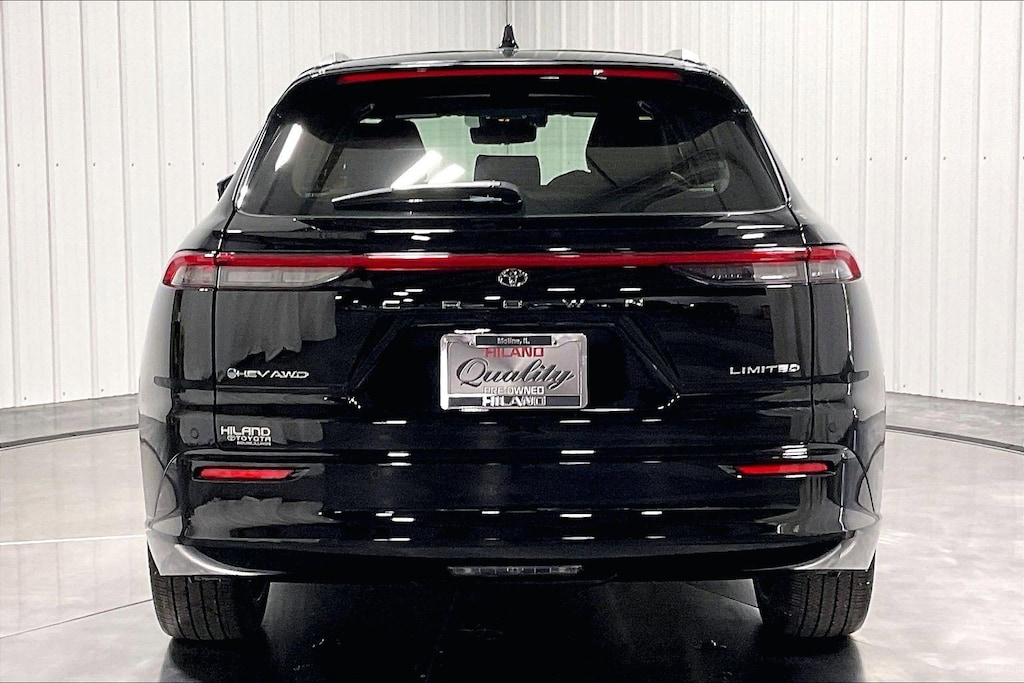Used 2025 Toyota Crown Signia Limited SUV