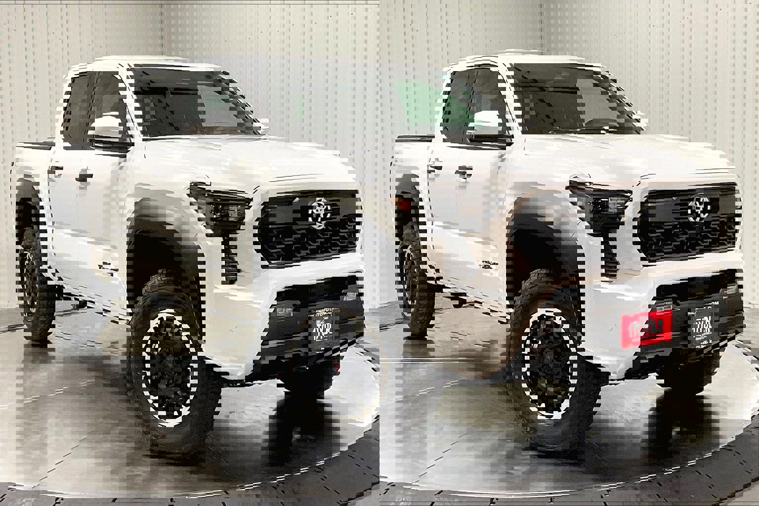 2025 Toyota Tacoma TRD Off-Road 4x4 Double Cab photo 2