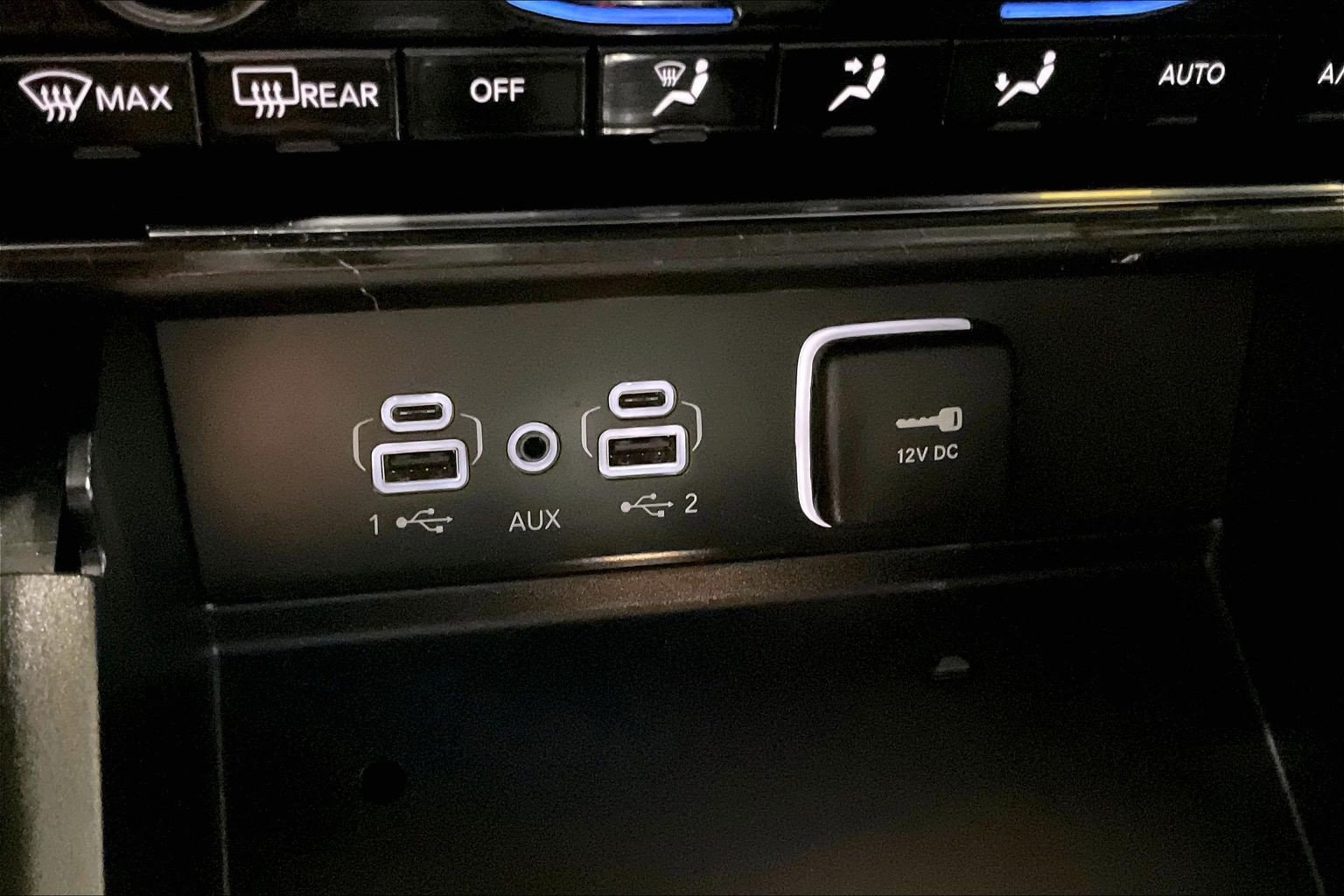 2023 Jeep Grand Cherokee Laredo - Photo 33