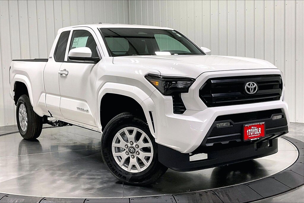 New 2026 Toyota Tacoma SR5 4X2 XTRACAB