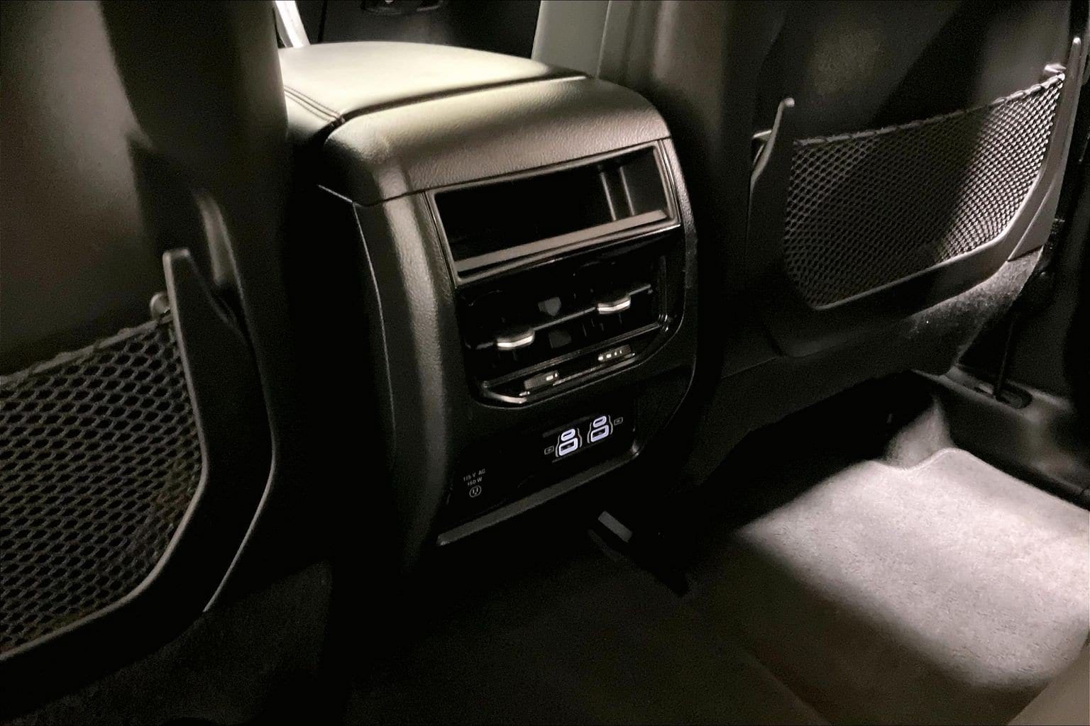 2023 Jeep Grand Cherokee Laredo - Photo 34