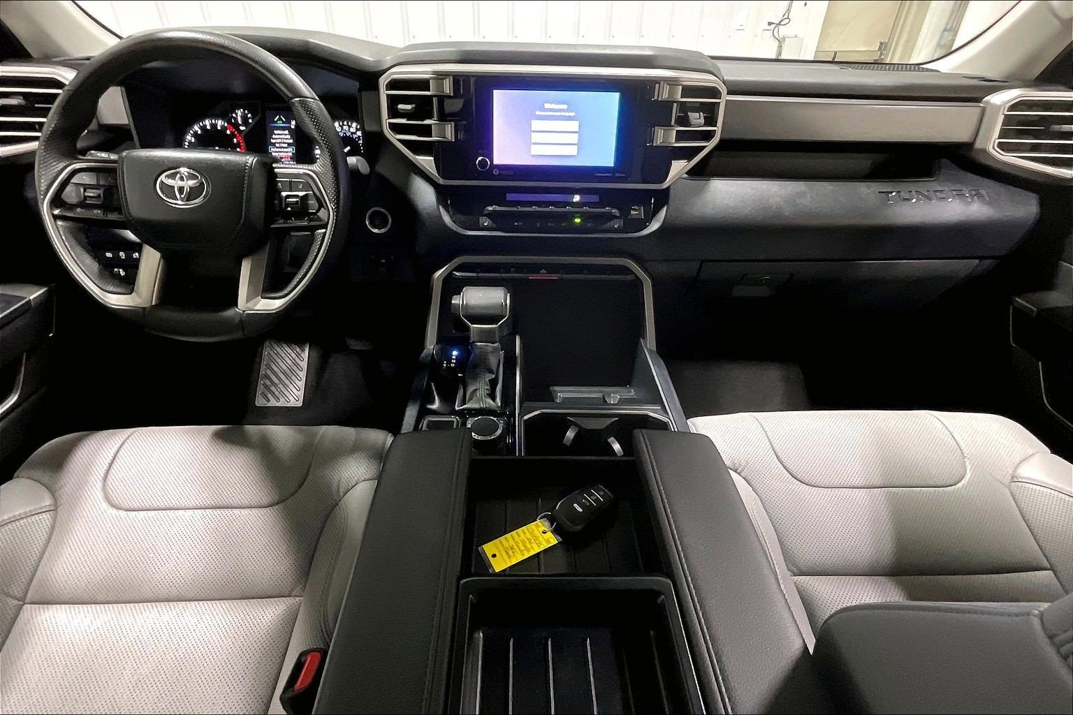 2024 Toyota Tundra SR5 - Photo 15