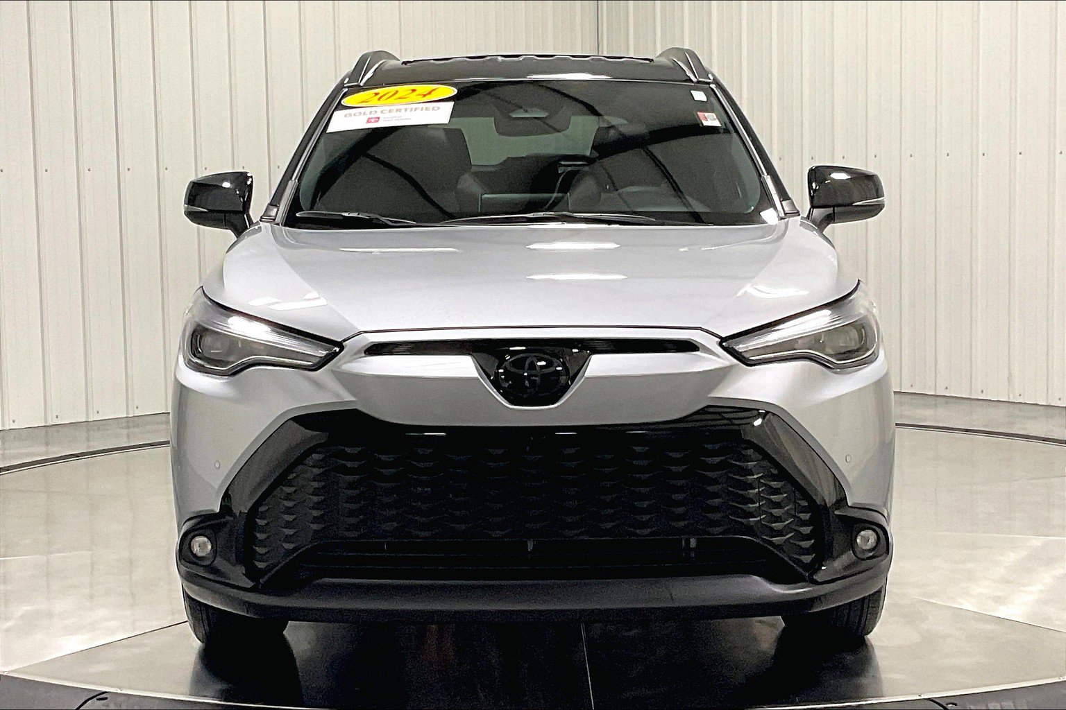 Used 2024 Toyota Corolla Cross XSE with VIN 7MUFBABG8RV032022 for sale in Moline, IL