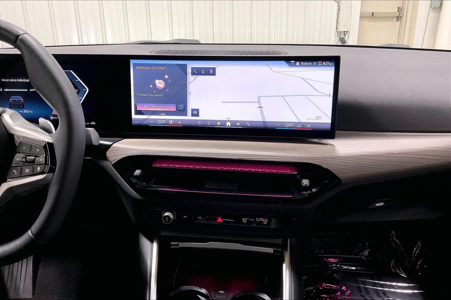 2025 BMW 3 Series 330i - Photo 6