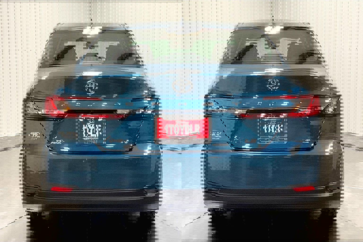 2026 Toyota Camry LE photo 4