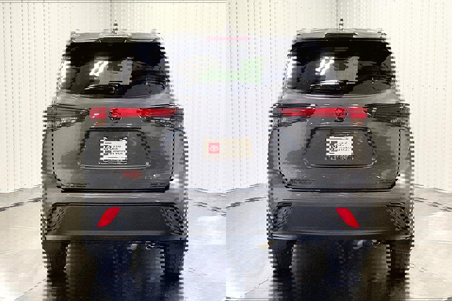 2021 Toyota Highlander XLE photo 4
