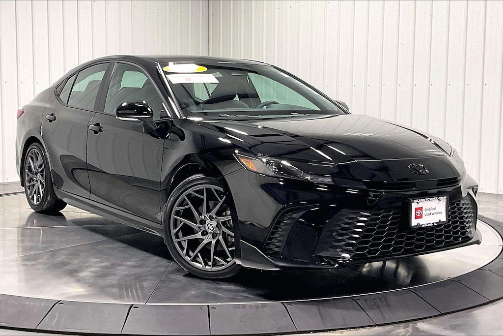 Certified 2025 Toyota Camry SE Sedan