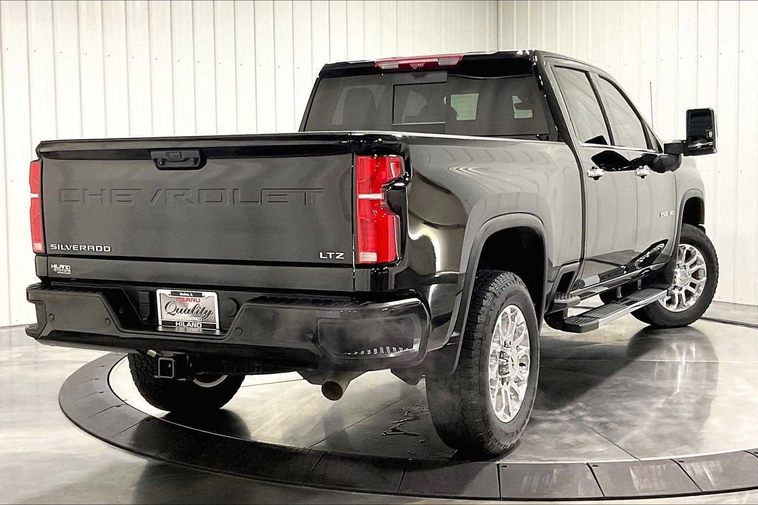 2025 Chevrolet Silverado 2500HD LTZ - Photo 13