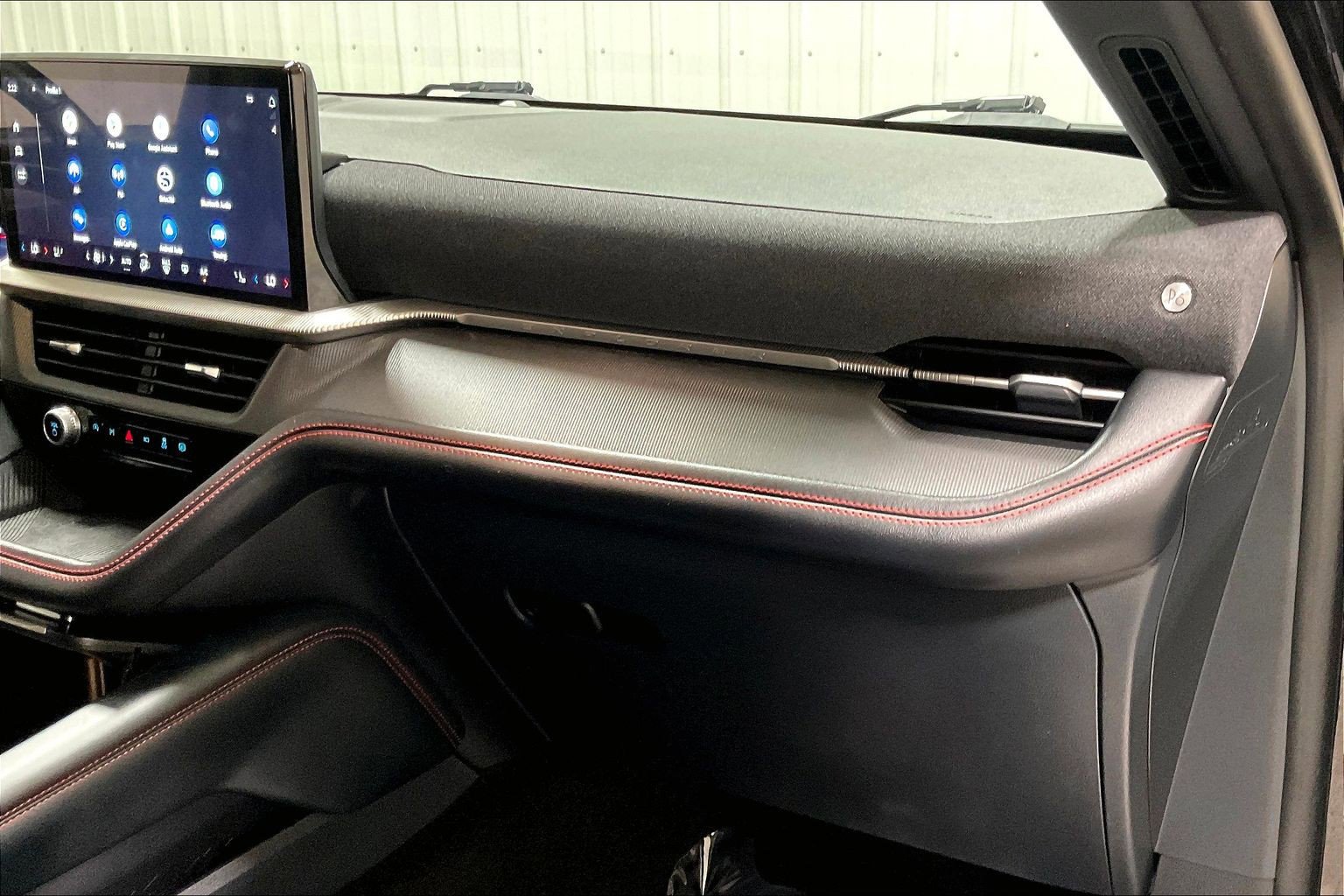 2025 Ford Explorer ST-LINE - Photo 16