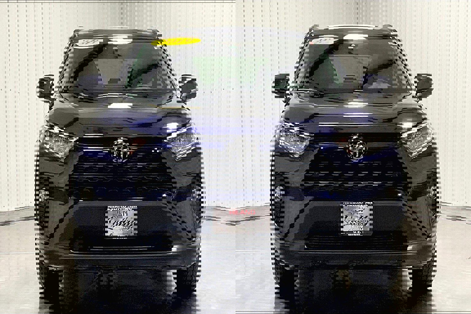 Used 2019 Toyota RAV4 XLE with VIN 2T3P1RFV1KW070429 for sale in Moline, IL