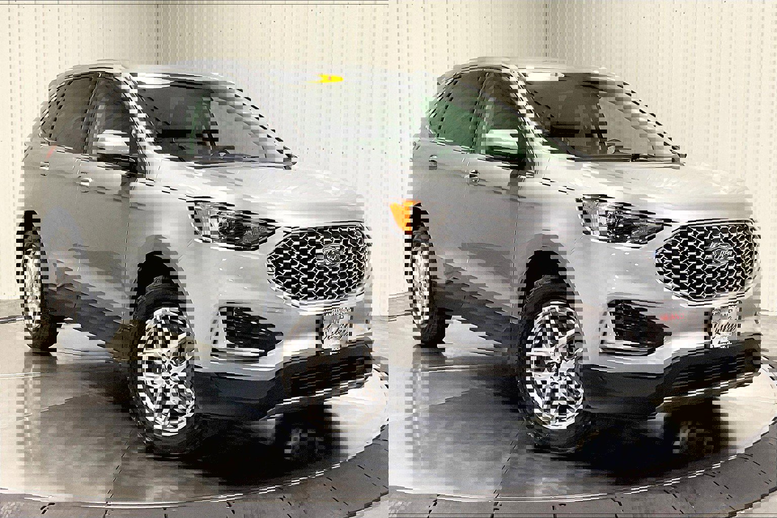 2024 Ford Edge SEL photo 3