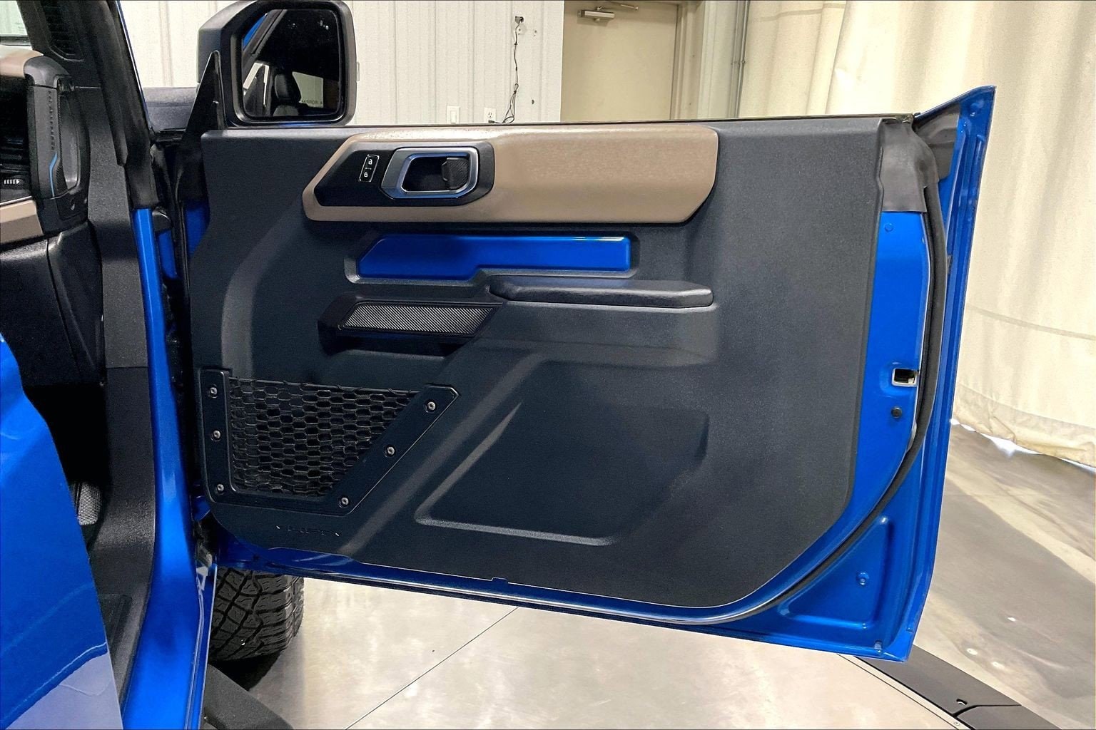 2024 Ford Bronco 2-Door Wildtrak - Photo 24