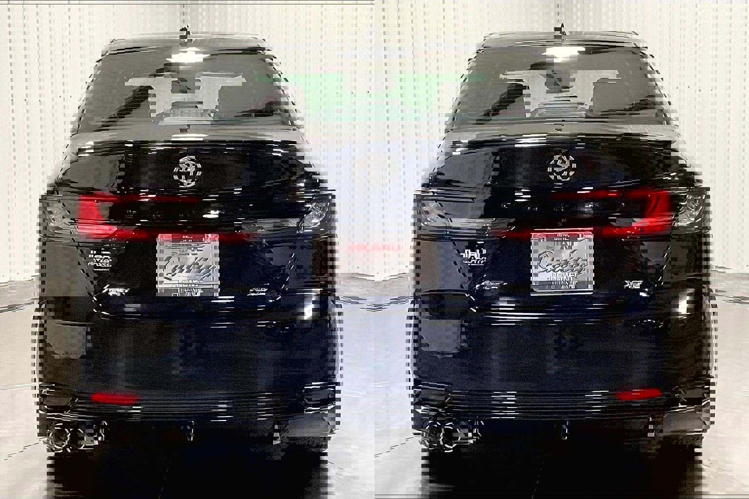 2025 Toyota Camry XSE photo 2