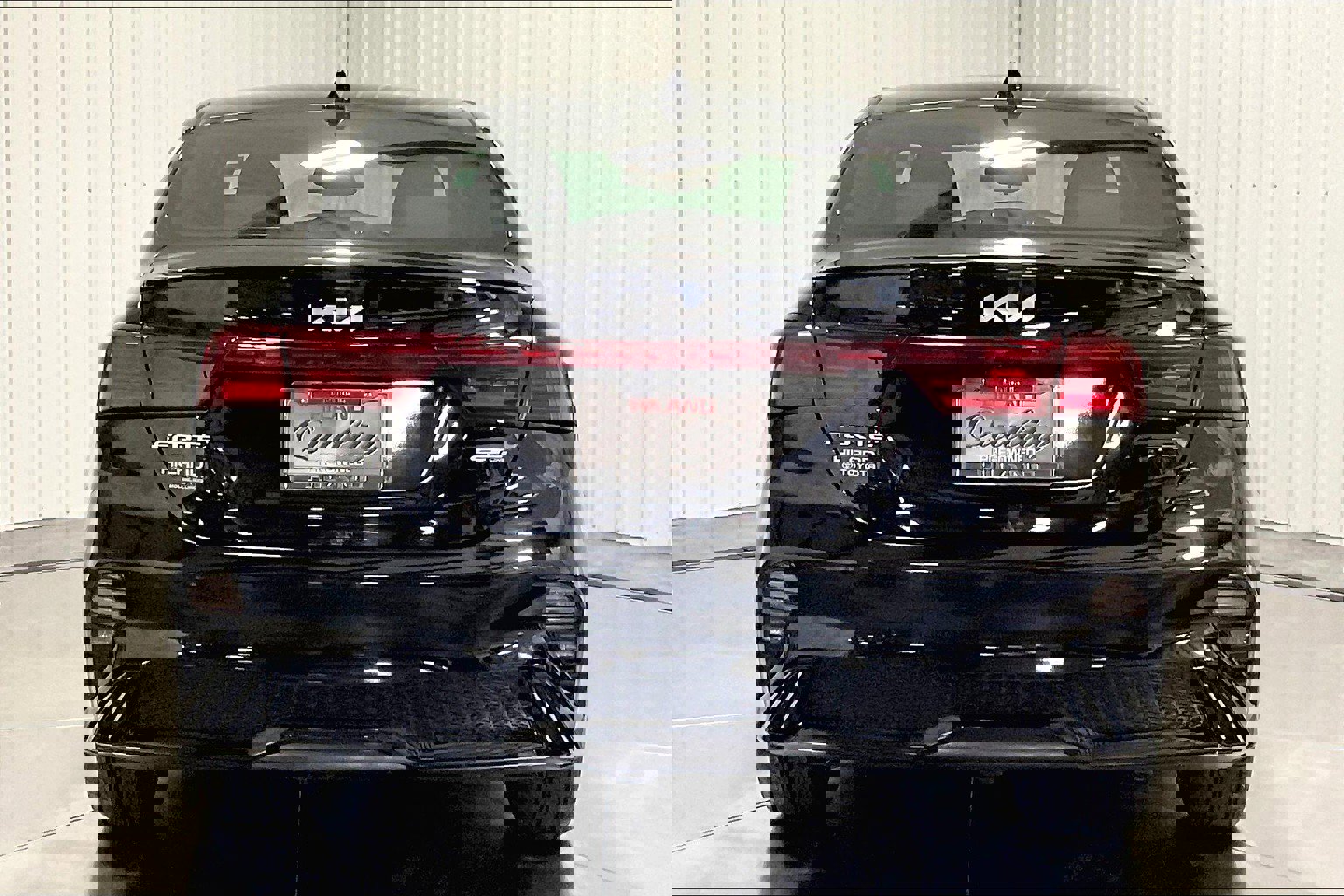 2024 Kia Forte GT-Line photo 4