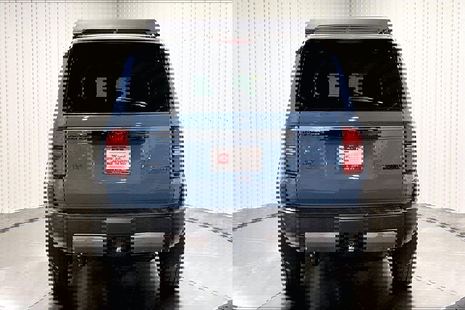 2025 Toyota Land Cruiser Premium photo 4