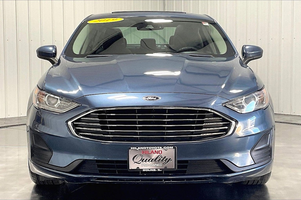 Used 2019 Ford Fusion Hybrid SE Sedan