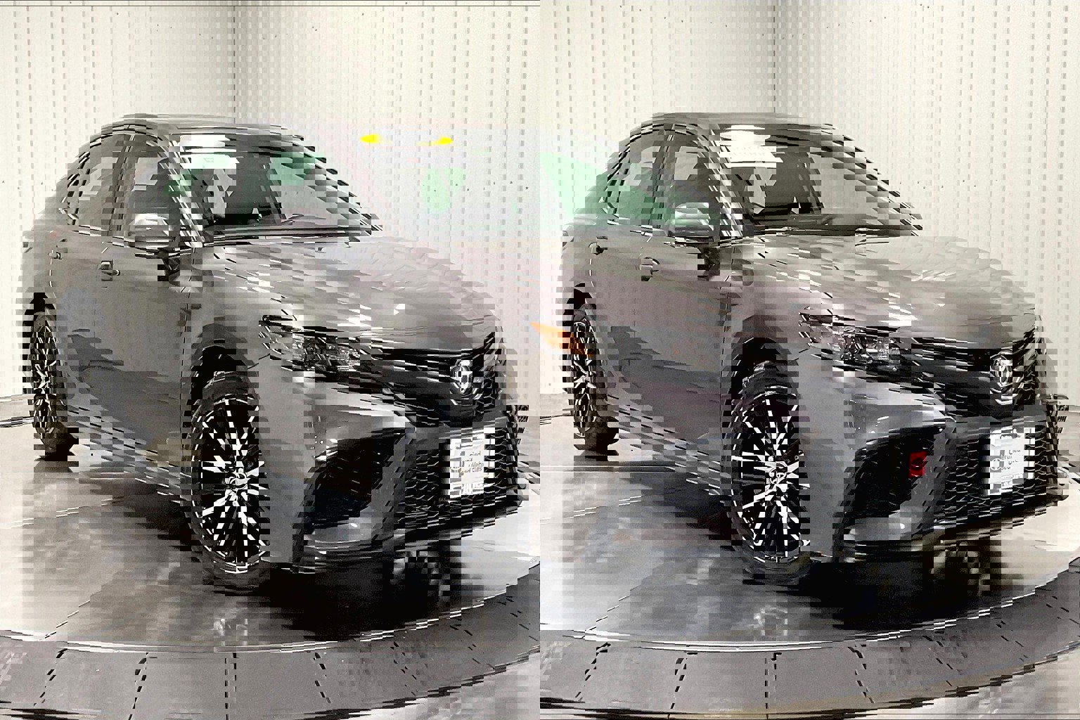 2022 Toyota Camry SE photo 3