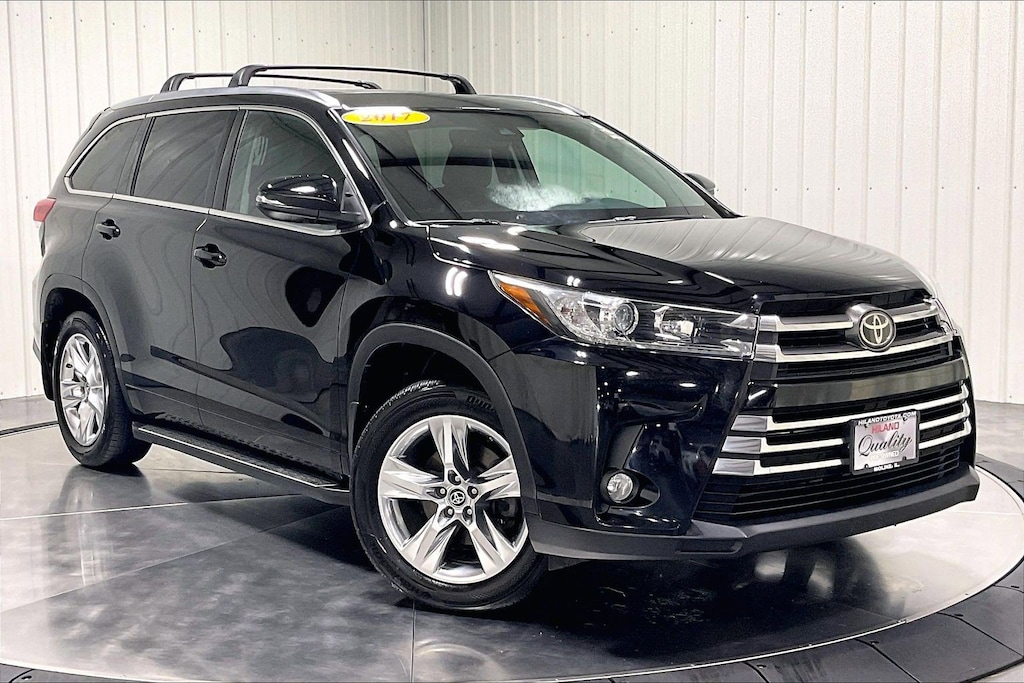 Used 2017 Toyota Highlander Limited V6 SUV