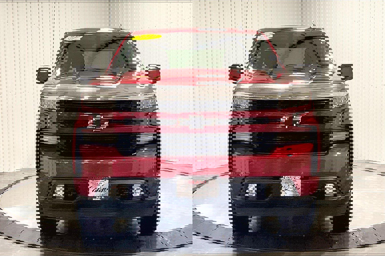 Used 2019 Chevrolet Silverado 1500 RST with VIN 1GCUYEED2KZ255573 for sale in Moline, IL