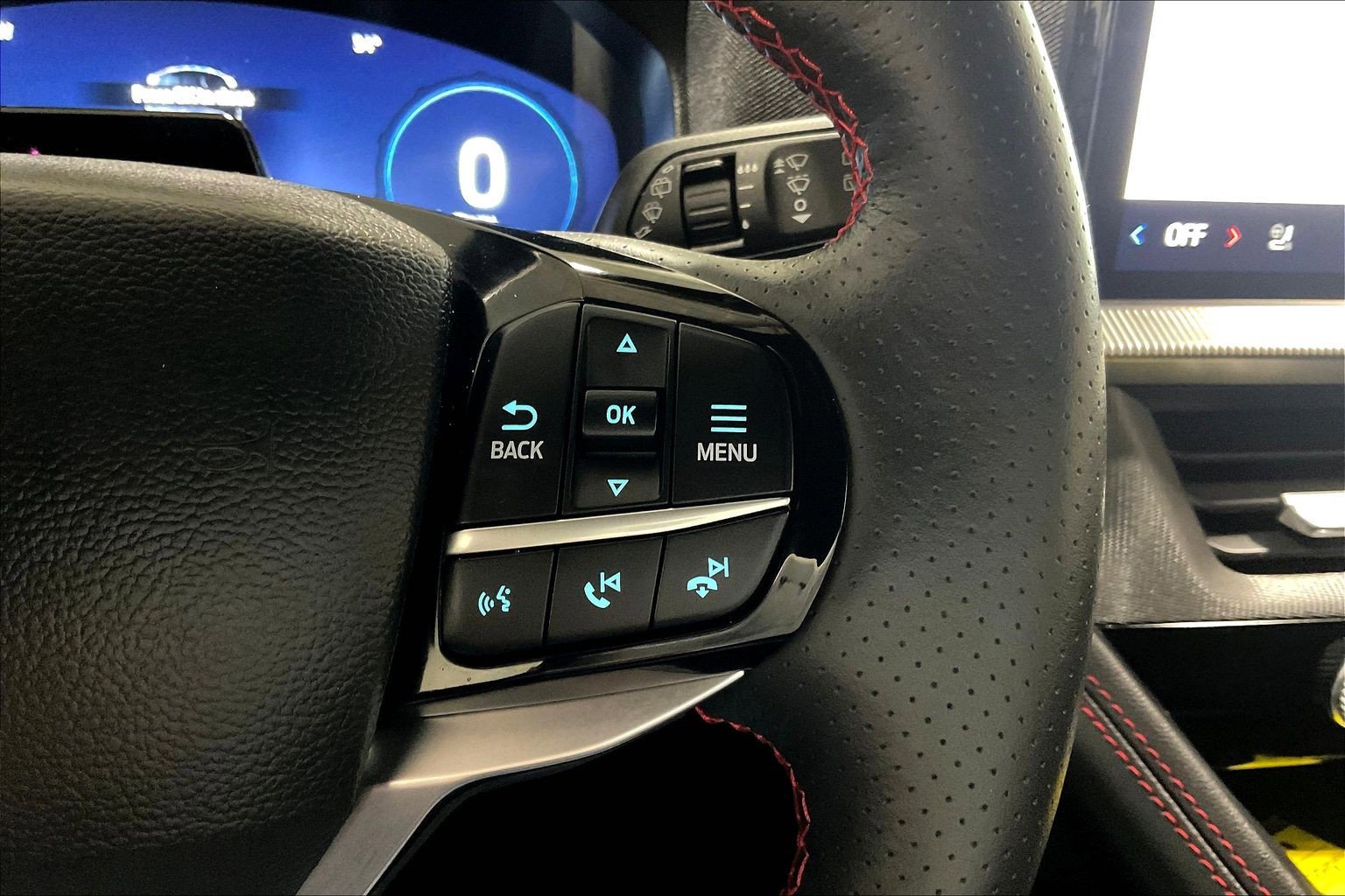 2025 Ford Explorer ST-LINE - Photo 19