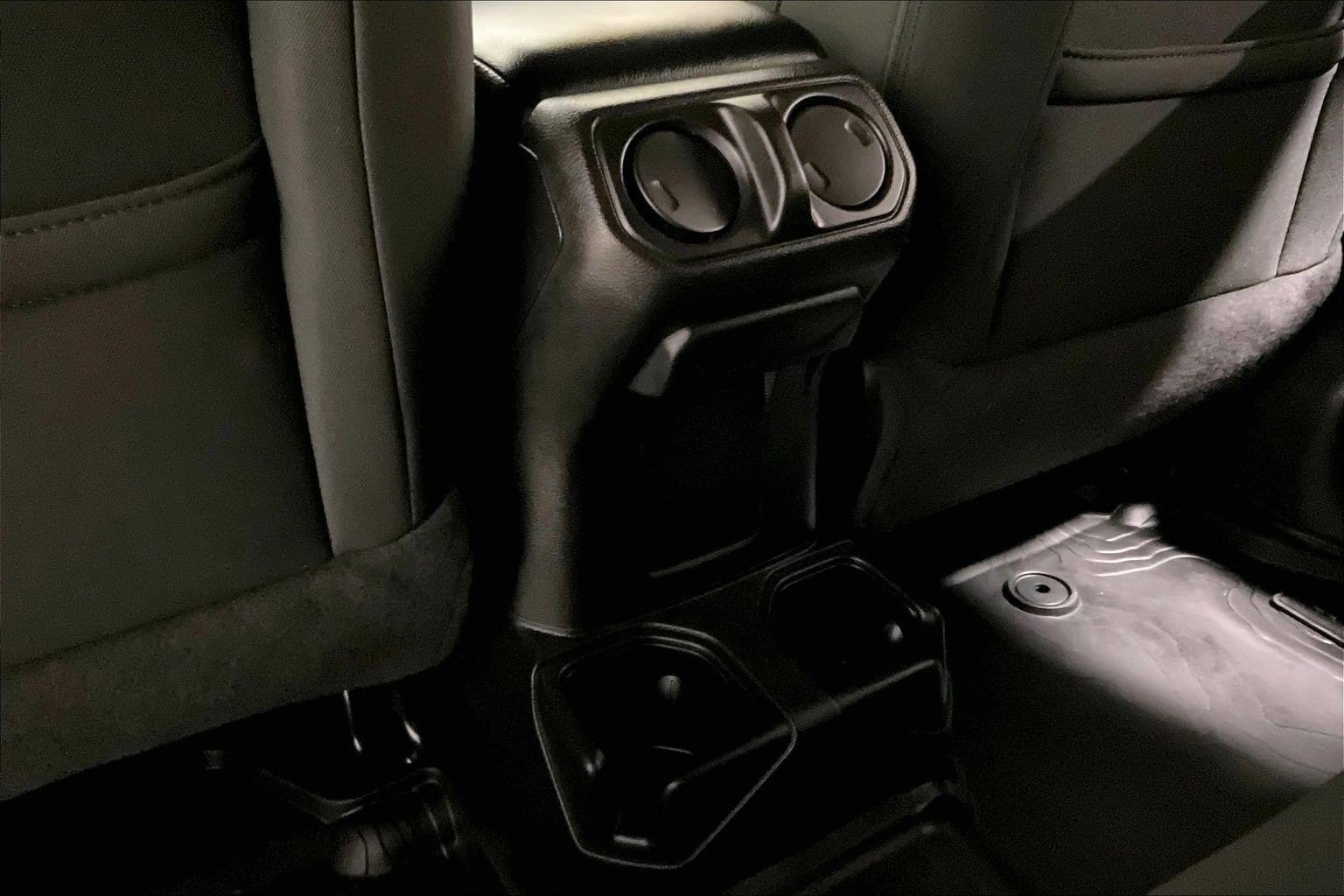 2021 Jeep Wrangler Unlimited Sport - Photo 34