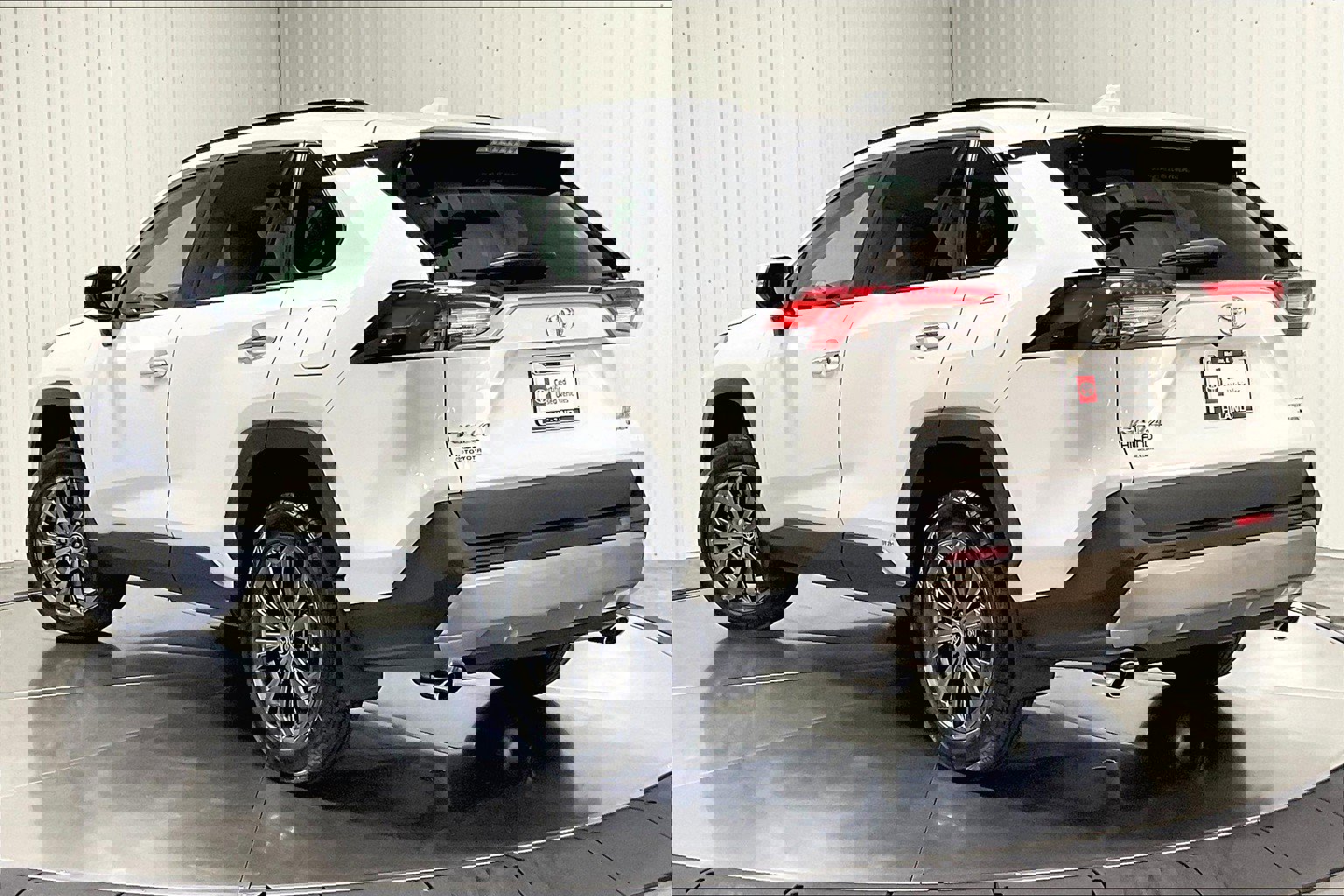2025 Toyota RAV4 Hybrid Limited photo 3