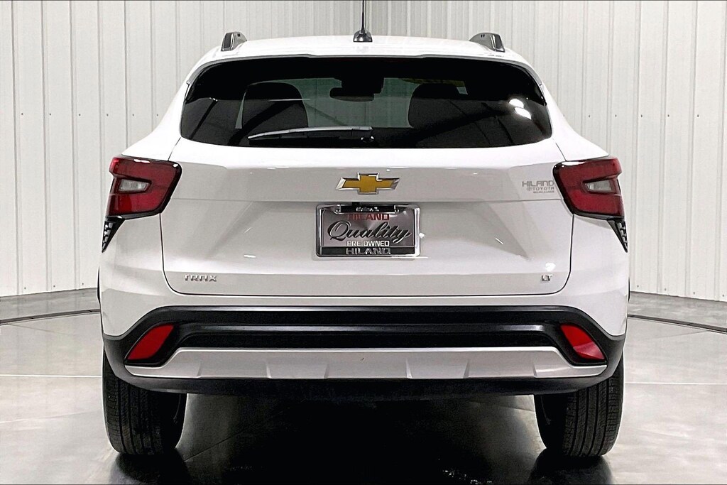 Used 2025 Chevrolet Trax LT SUV
