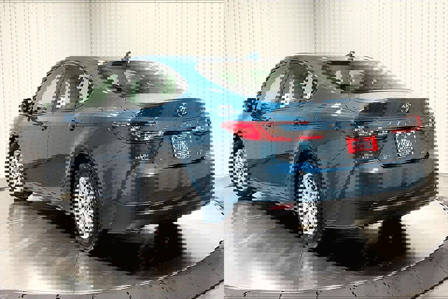 2026 Toyota Camry LE photo 3