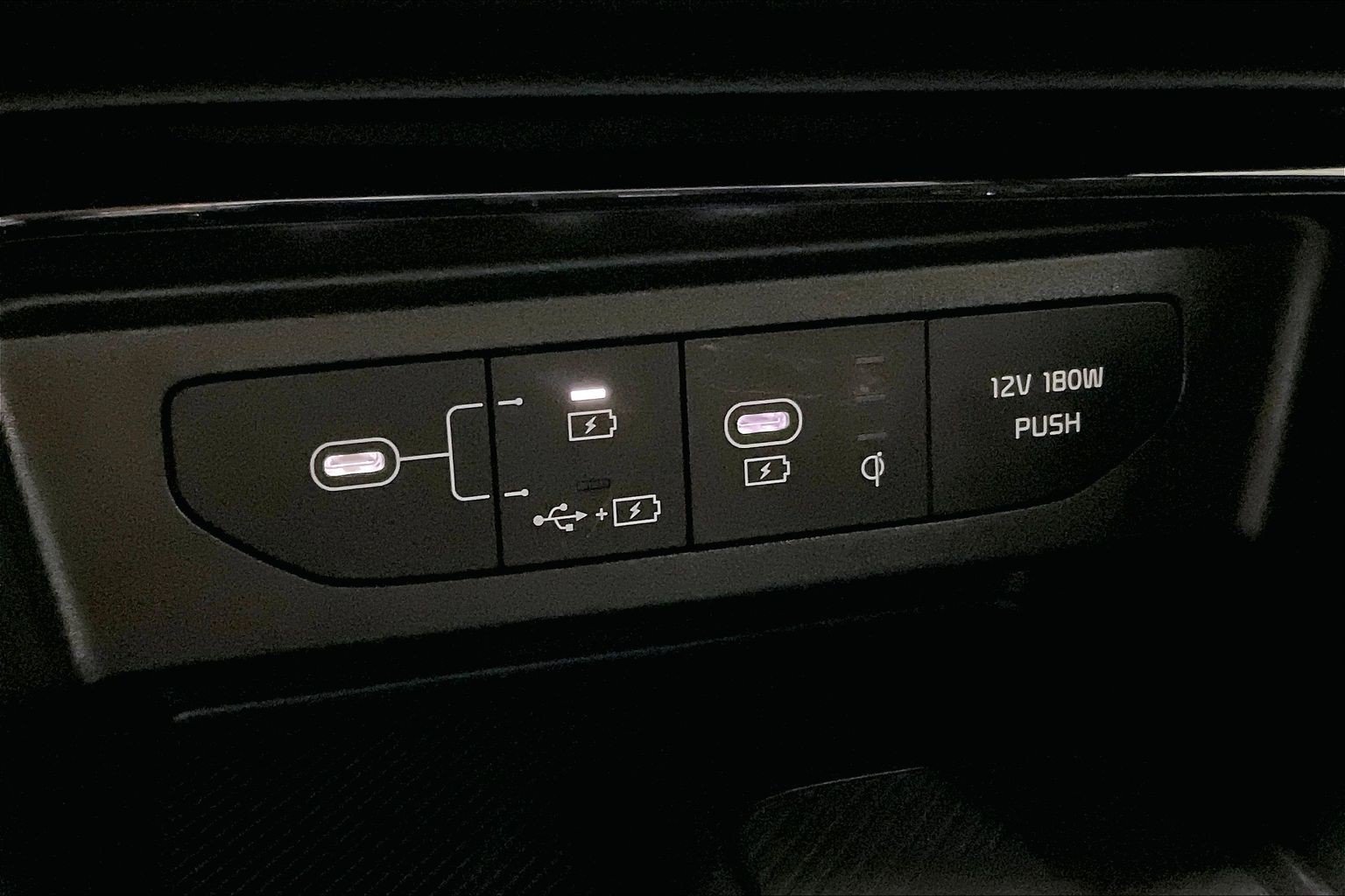 2025 Kia K5 GT-Line - Photo 33