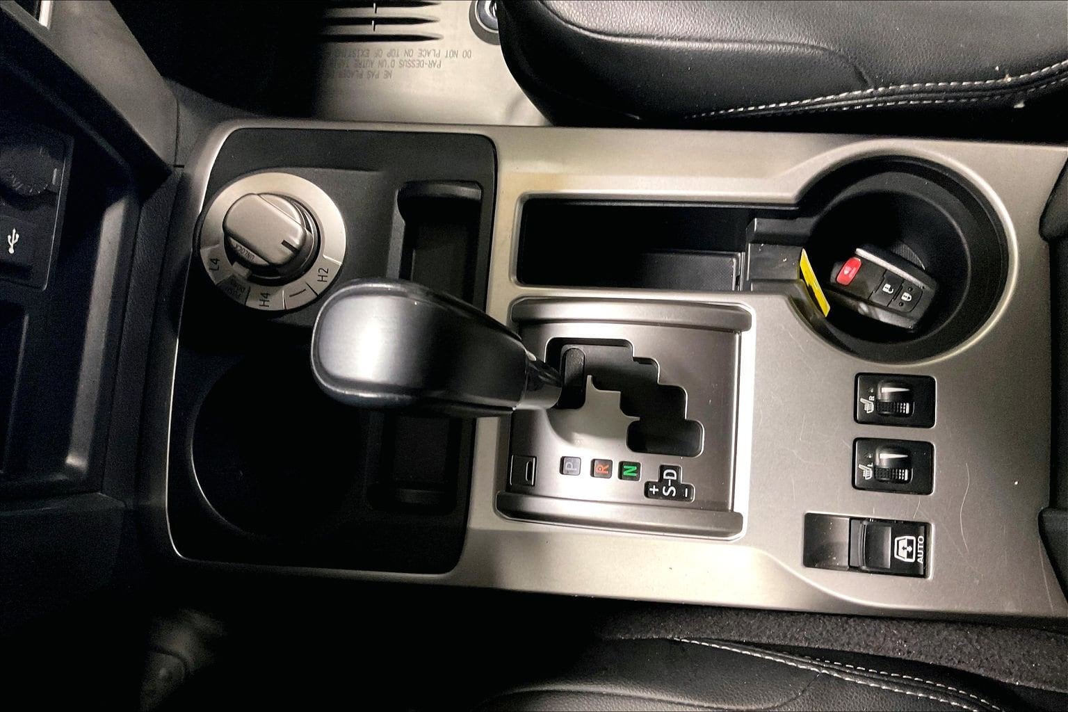 2024 Toyota 4Runner SR5 Premium - Photo 41