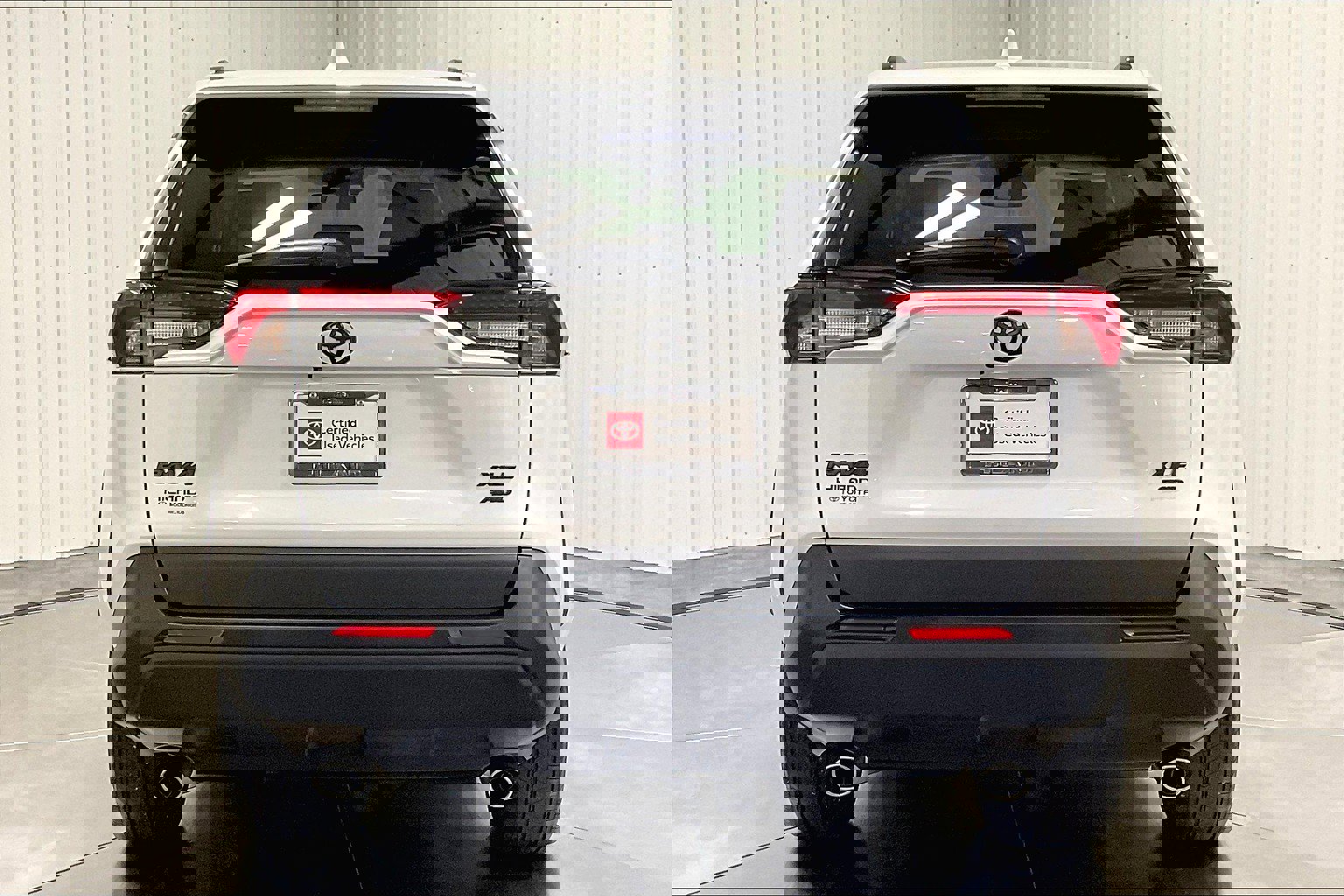 2024 Toyota RAV4 XLE Premium photo 4