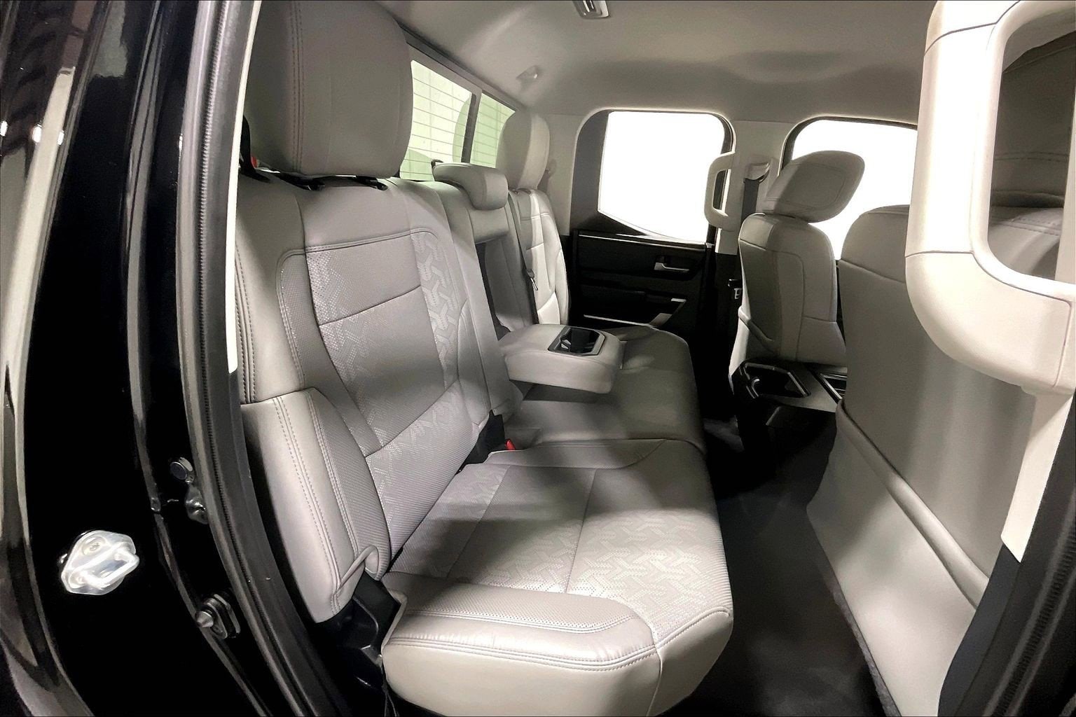 2024 Toyota Tundra SR5 - Photo 27