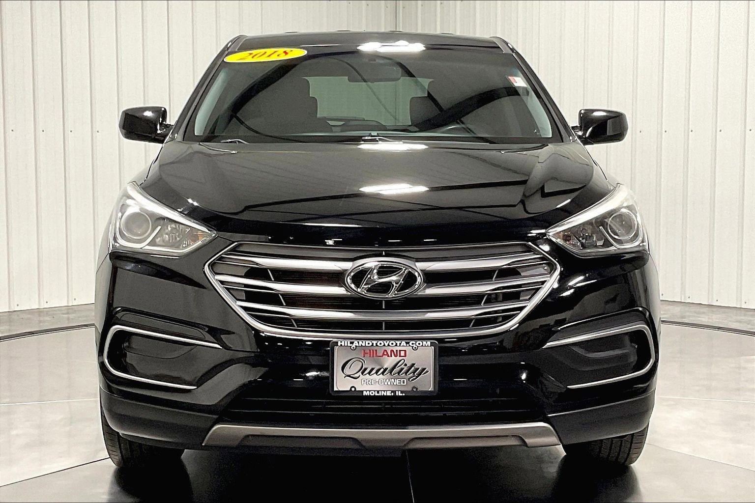Used 2018 Hyundai Santa Fe Sport with VIN 5NMZT3LB8JH070327 for sale in Moline, IL