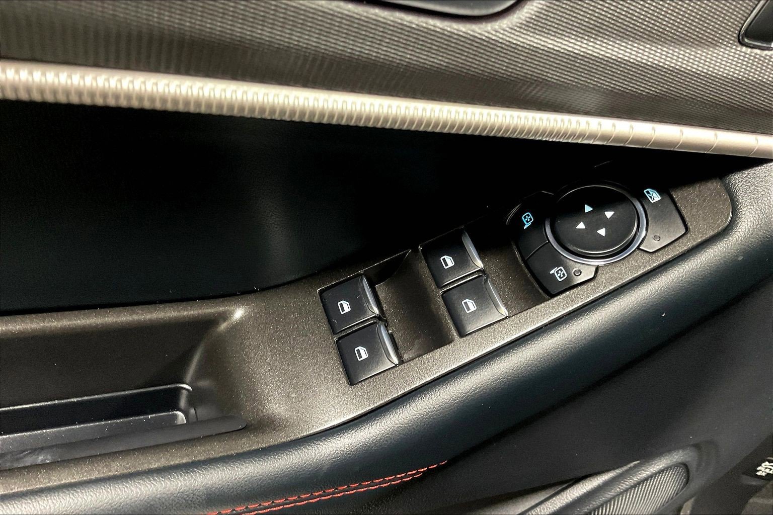 2025 Ford Explorer ST-LINE - Photo 39