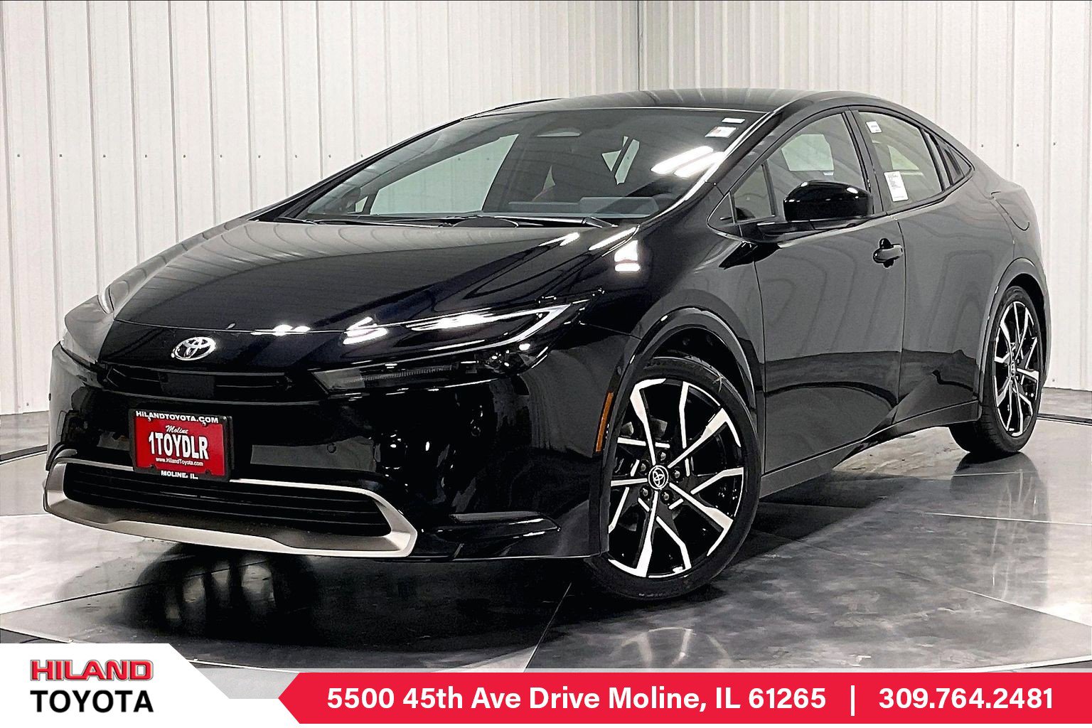 2026 Toyota Prius XSE Premium's photo