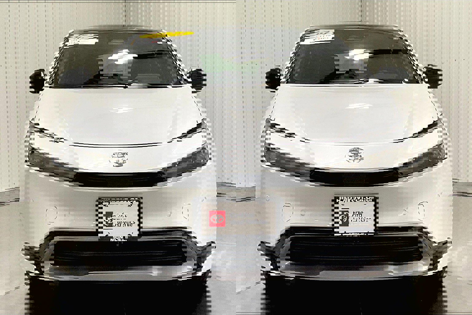 2024 Toyota Prius XLE photo 2