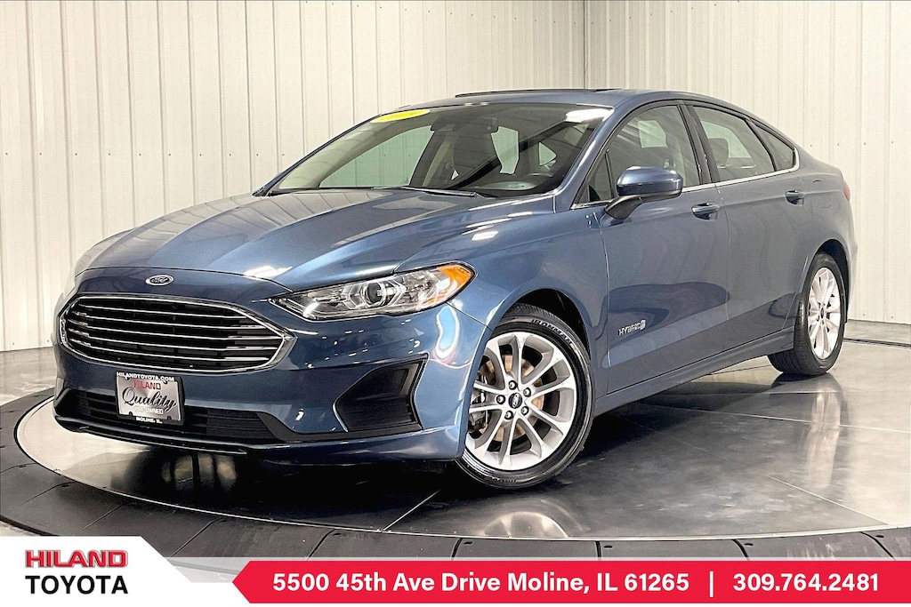 Used 2019 Ford Fusion Hybrid SE Sedan