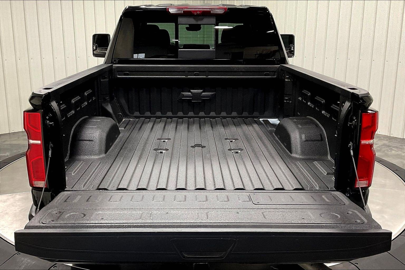 2025 Chevrolet Silverado 2500HD LTZ - Photo 39