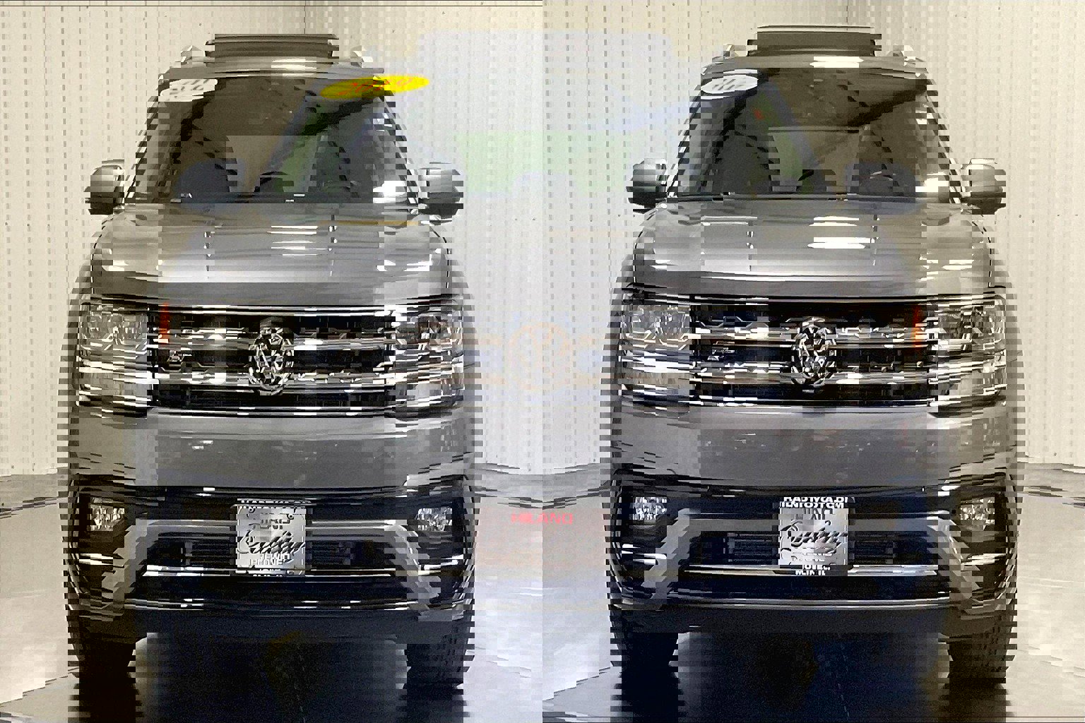 Used 2019 Volkswagen Atlas SE R-Line w/Tech with VIN 1V2XR2CA7KC604648 for sale in Moline, IL