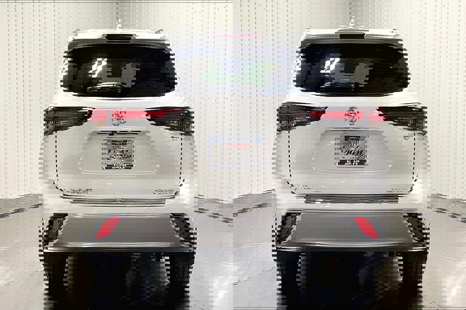 2025 Toyota Highlander Hybrid Platinum photo 4