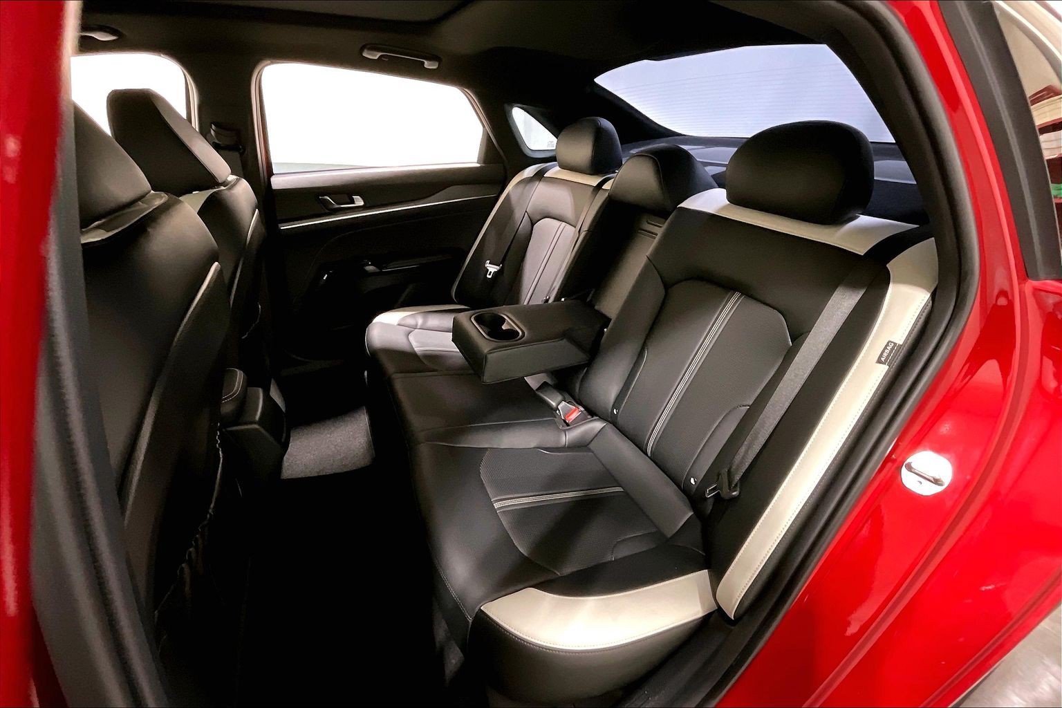 2025 Kia K5 GT-Line - Photo 26