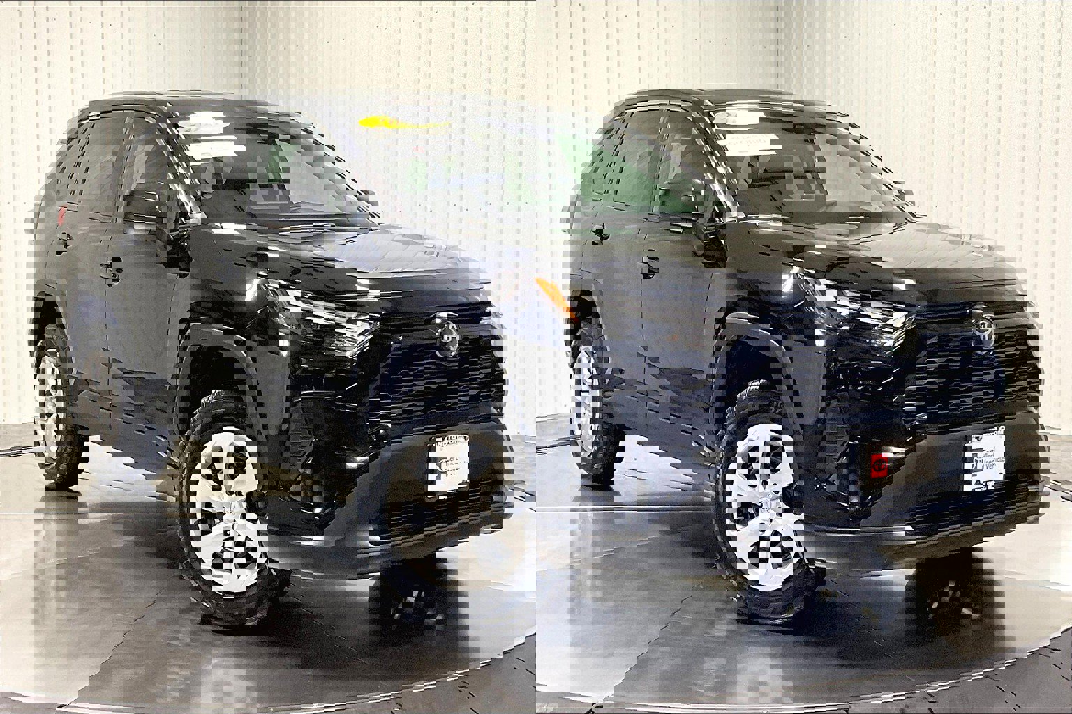 2024 Toyota RAV4 LE photo 3