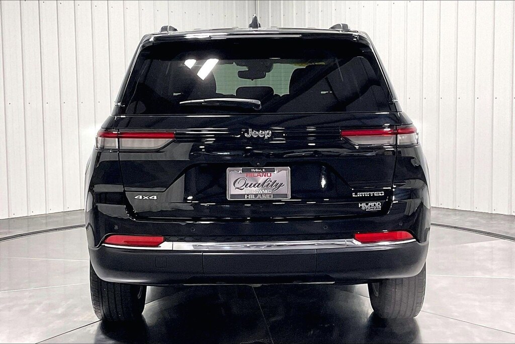 Used 2023 Jeep Grand Cherokee Limited SUV
