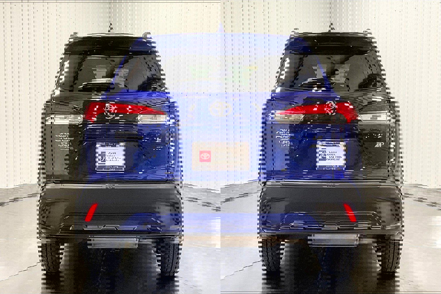 2022 Toyota Corolla Cross LE photo 4