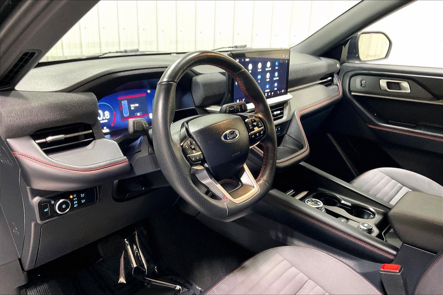 2025 Ford Explorer ST-LINE - Photo 14