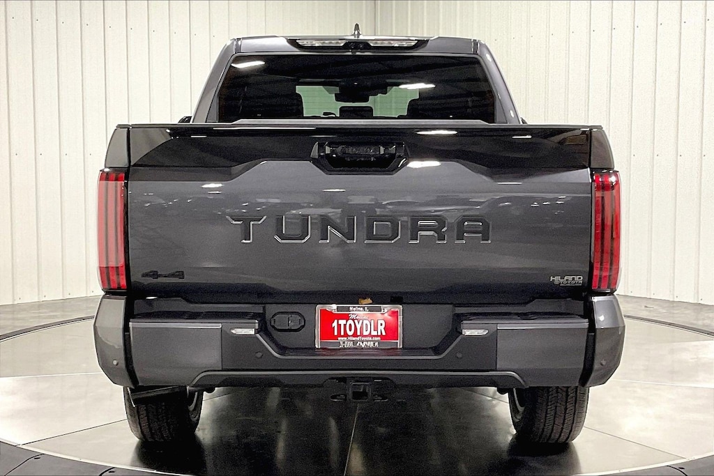 New 2026 Toyota Tundra Platinum PLATINUM CREWMAX 5.5