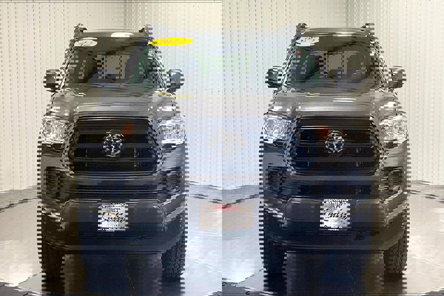 2022 Toyota Tacoma SR V6 photo 2