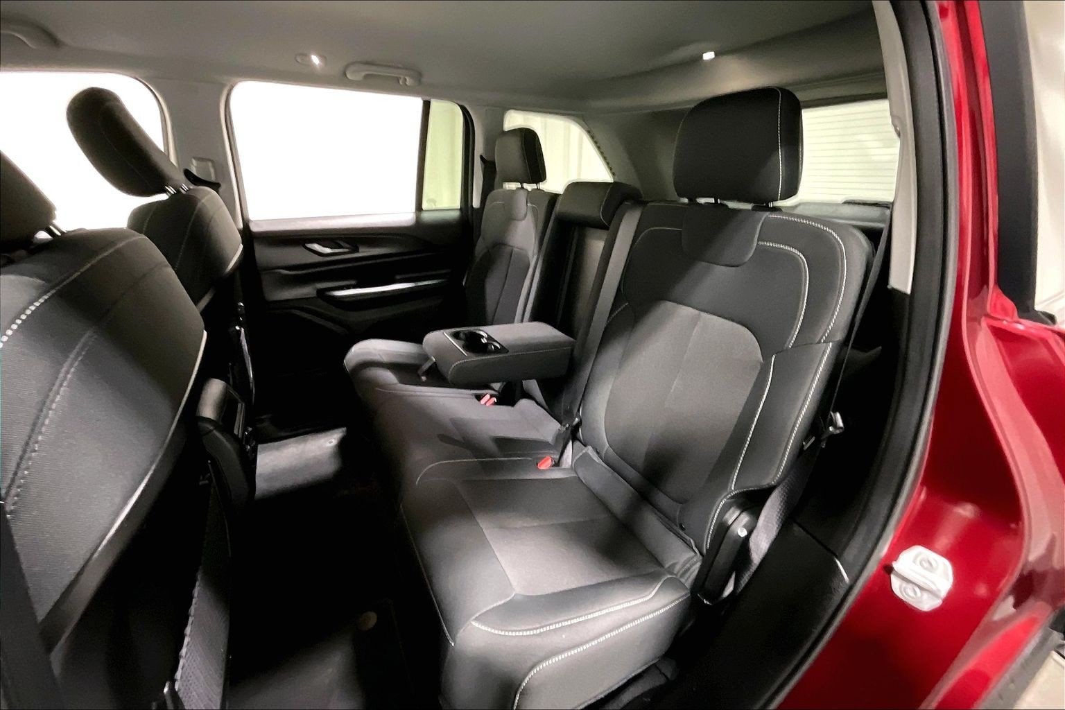 2023 Jeep Grand Cherokee Laredo - Photo 26
