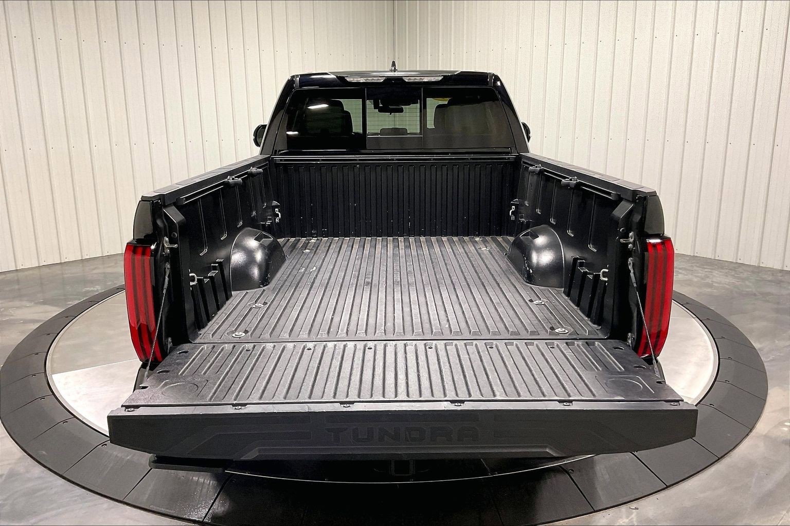 2024 Toyota Tundra SR5 - Photo 39
